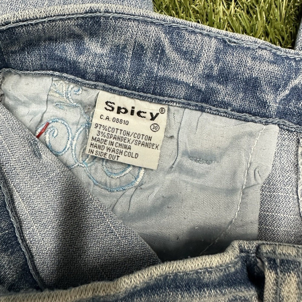 Y2K Spicy Light Wash Jeans Sz 30 Jeweled And Embroidered - Picture 8 of 9
